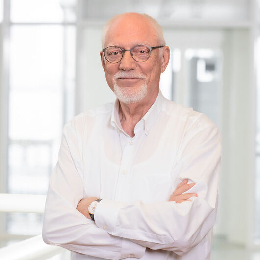 Prof. Dr. Johannes Güsgen Prof. Dr. Johannes Güsgen